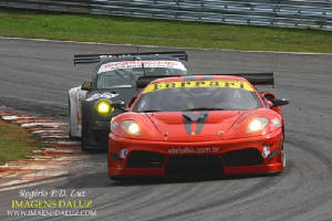 500km09.corr.ferrari.porsche.500px.jpg